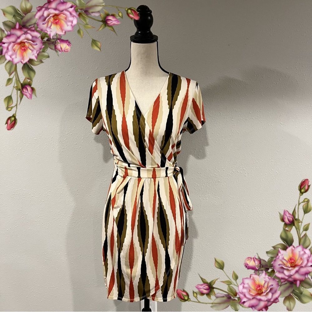 Banana Republic short sleeve midi wrap dress
